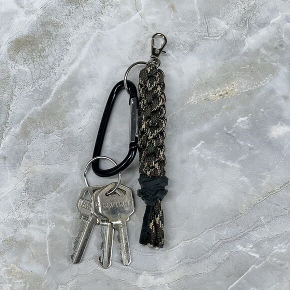 Paracord Braided Keychain Carabiner Key Ring Green Handmade Macrame Swivel Clasp - Picture 5 of 12